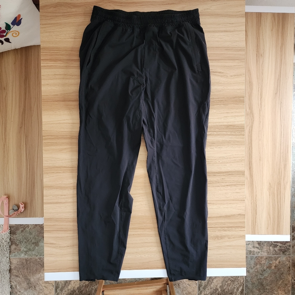 Lululemon Pace Breaker Shorts